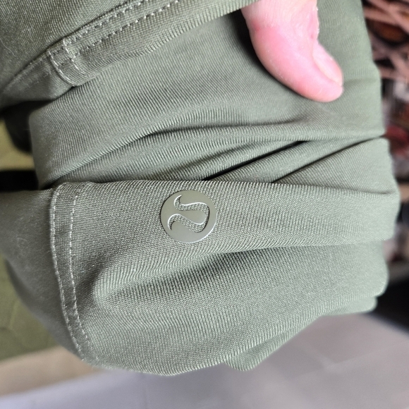 Lululemon olive green abc commission pants - Picture 4 of 6
